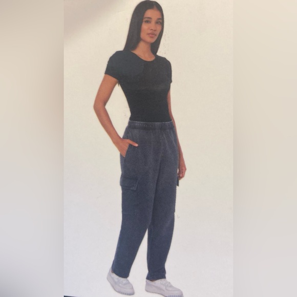 Remi Bader Woman's XL Charcoal Fleece Cargo Pants NWT, $78 MSRP - Picture 1 of 8